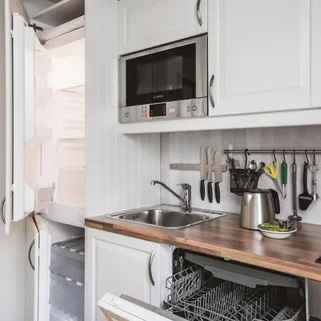 Hidden Gem Near The Old Town Bridge, 40m² Apt. Leilighet