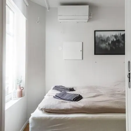 Leilighet Hidden Gem Near The Old Town Bridge, 40m² Apt. *