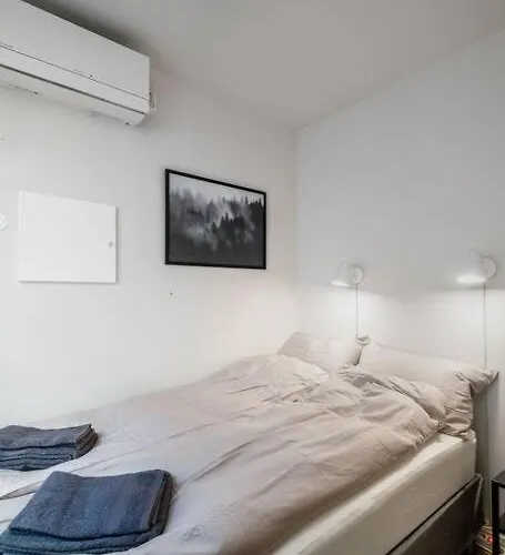 Hidden Gem Near The Old Town Bridge, 40m² Apt.