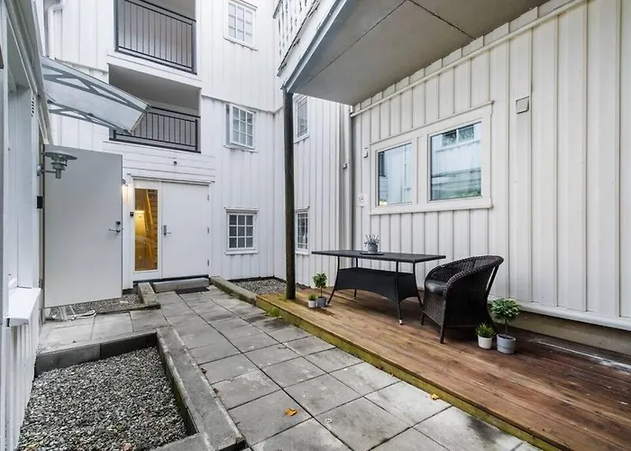 Διαμέρισμα Hidden Gem Near The Old Town Bridge, 40m² Apt. *